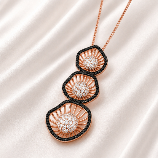 Sposa Trio Shell Pendant Necklace